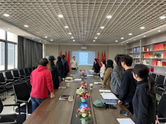 十八禁不卡国产在线播放