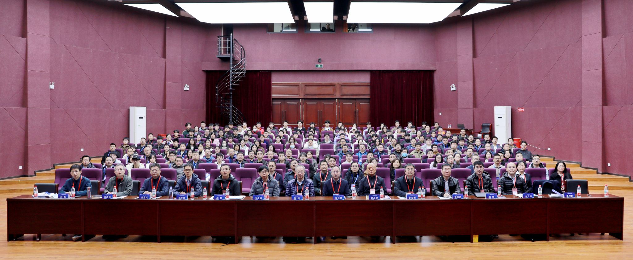 十八禁不卡国产在线播放