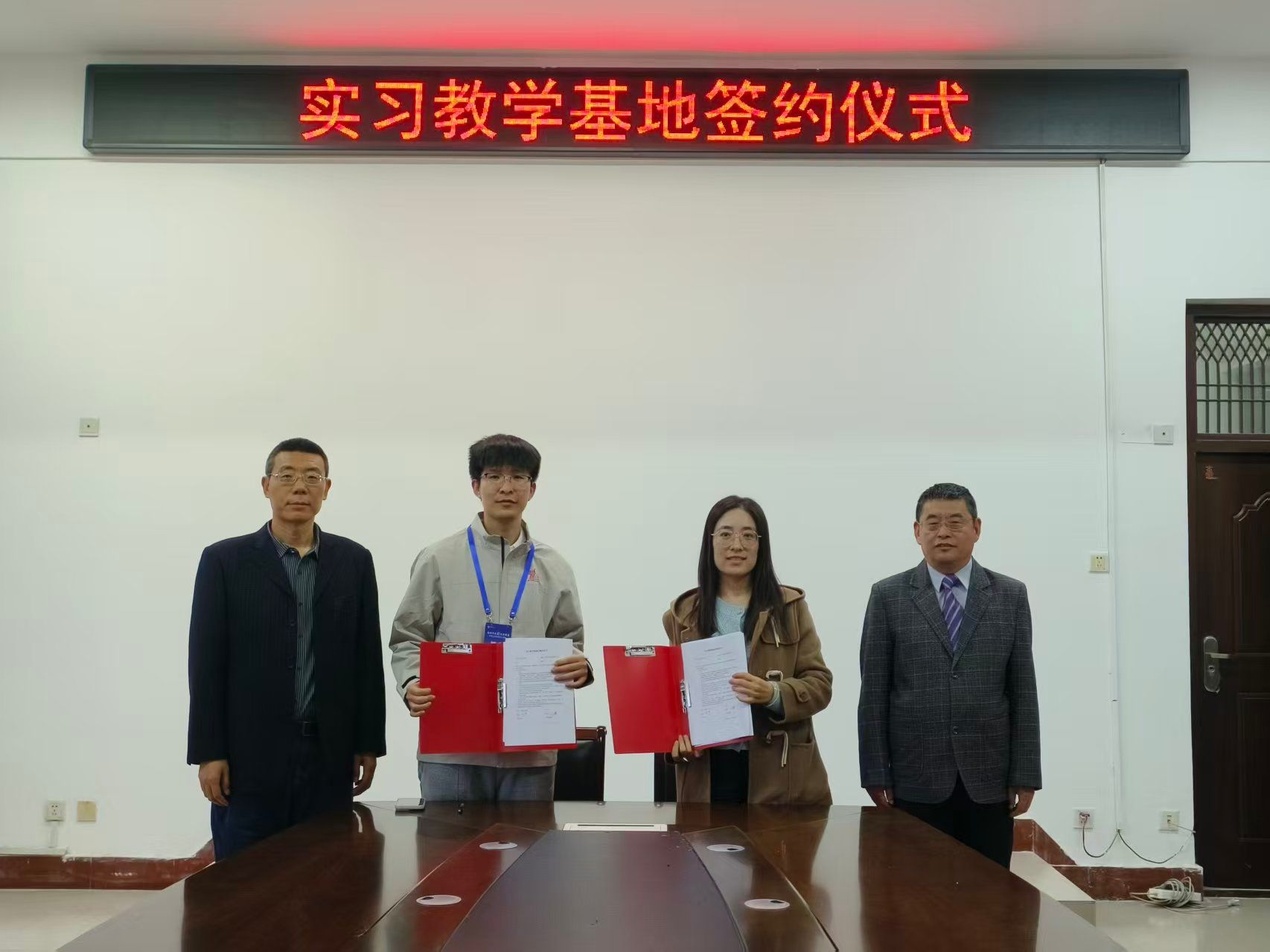 十八禁不卡国产在线播放