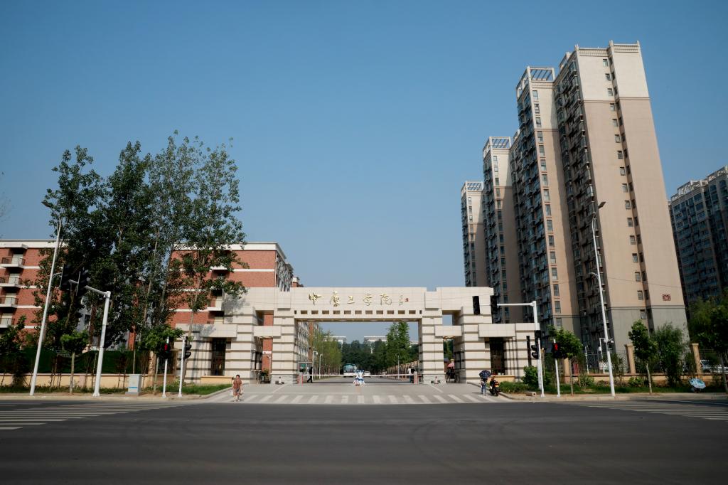 十八禁不卡国产在线播放
