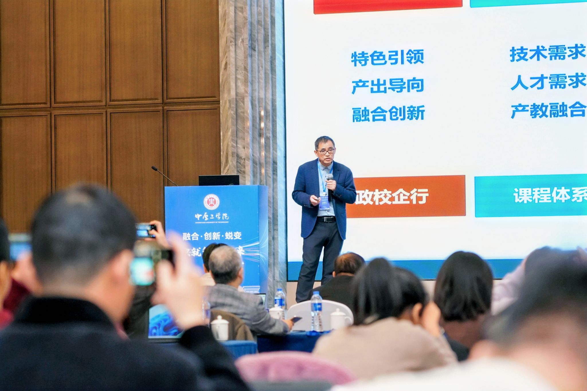 十八禁不卡国产在线播放