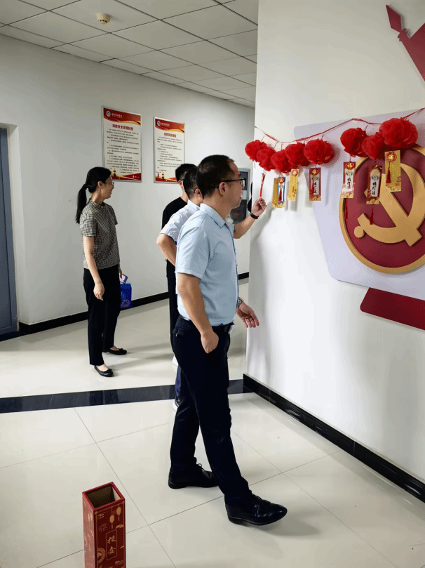 十八禁不卡国产在线播放