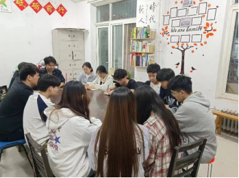 能源与环境学院举行五四系列活动