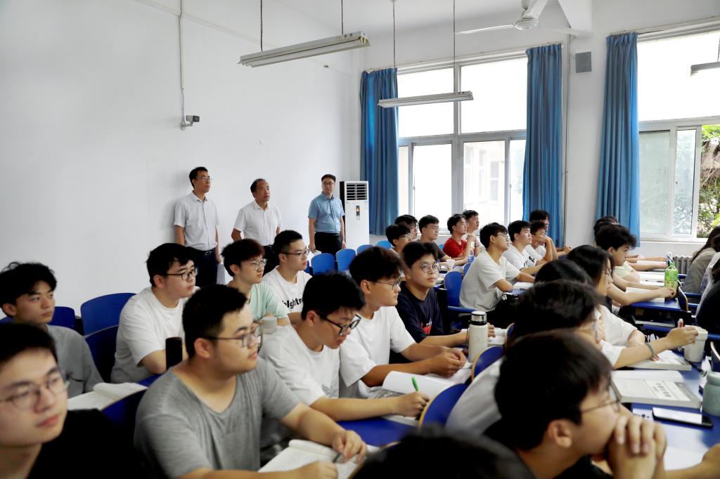 十八禁不卡国产在线播放