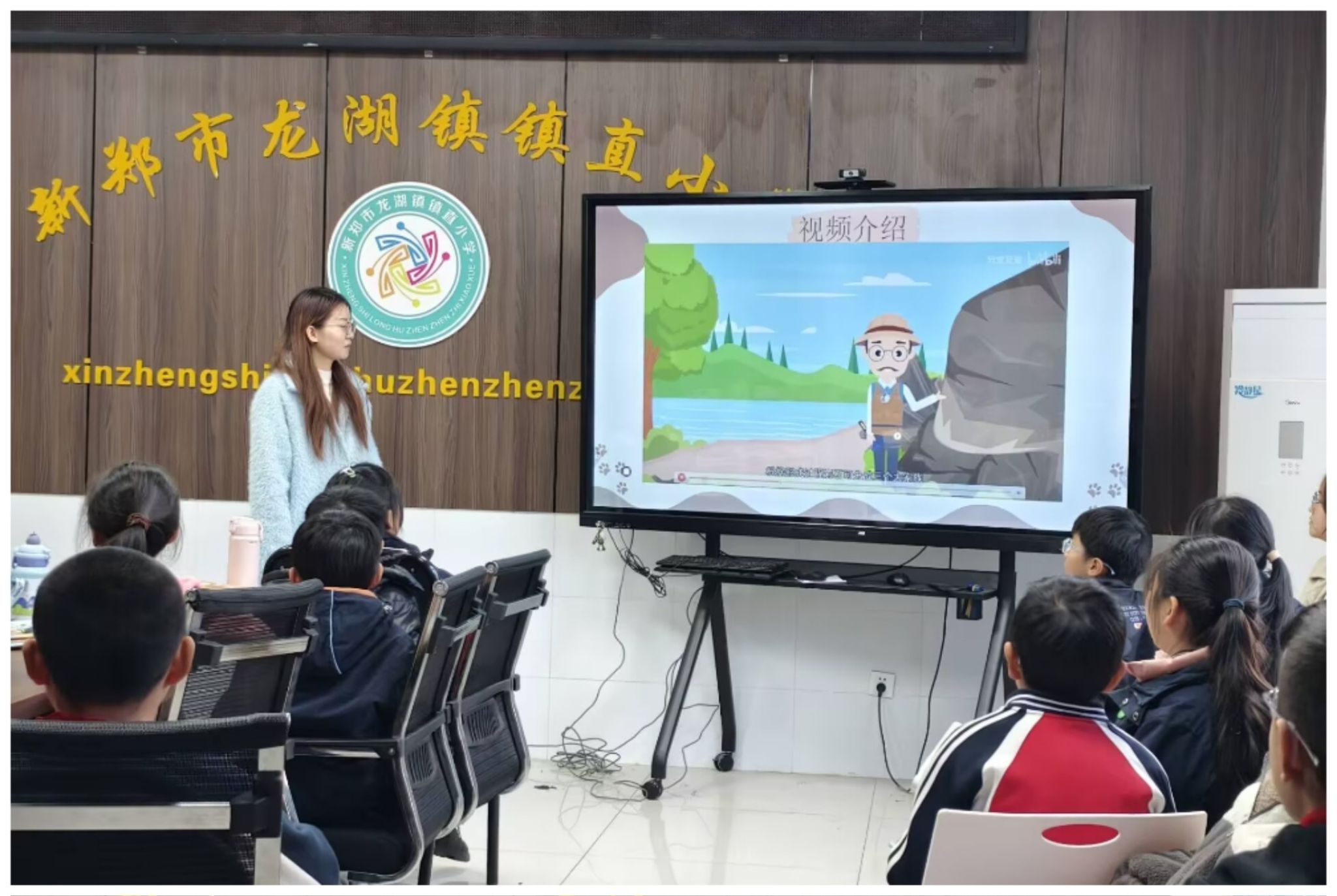 大手拉小手，用数学开启未来——  2024年度数学与信息科学学院赴龙湖镇镇直小学支教活动圆满收官