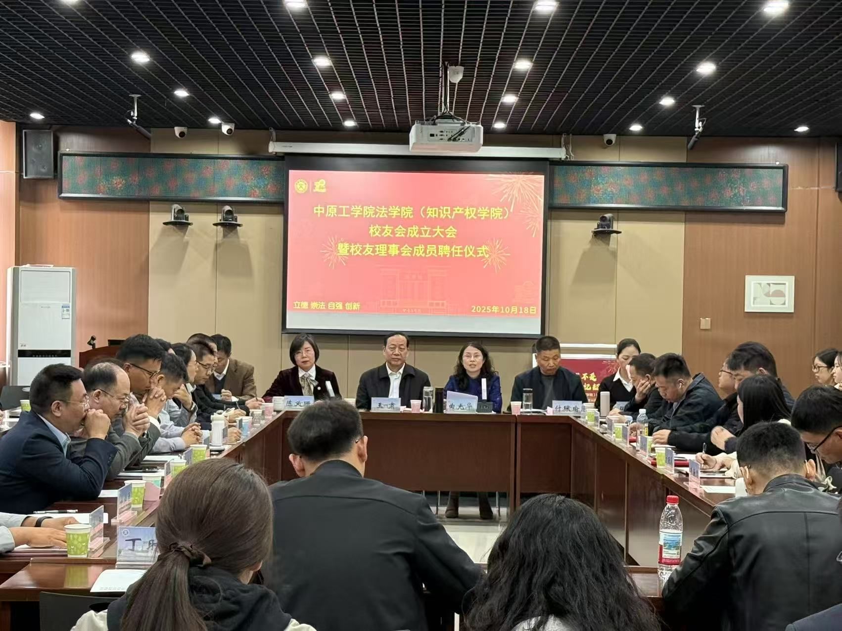 十八禁不卡国产在线播放