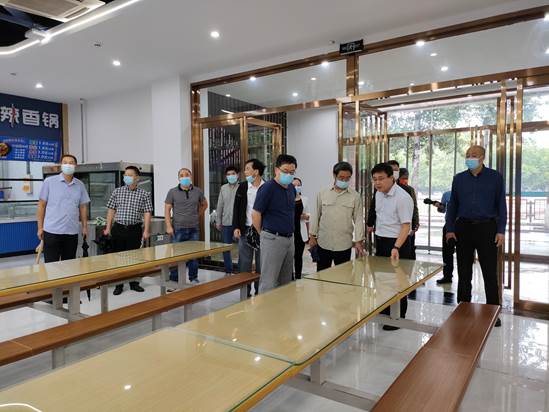 新学期校领导带队检查指导学校各项工作运行情况