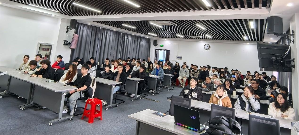 学术副校长马建国赴安徽大学开展博士师资招聘活动