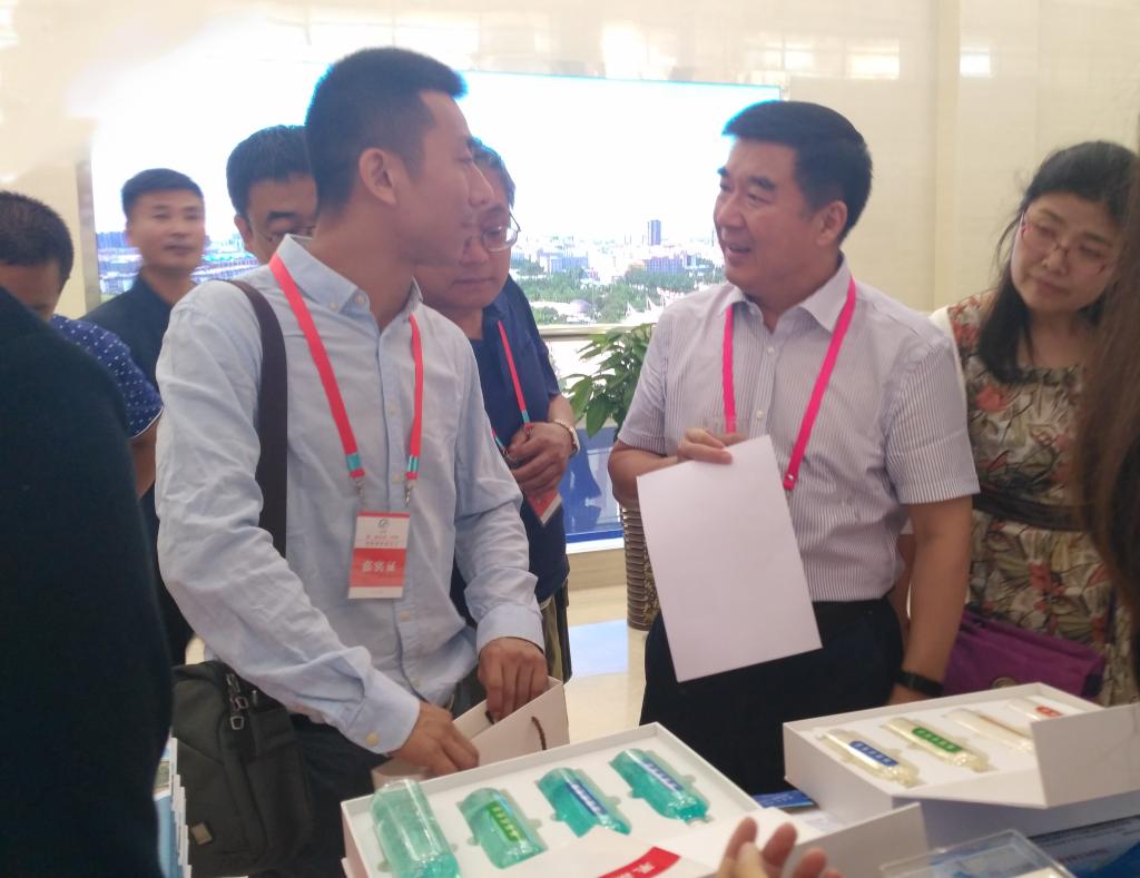 我校成功参展中国·四平科技成果展洽会