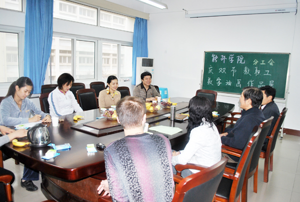 校工会主席黄健到能环学院指导工作