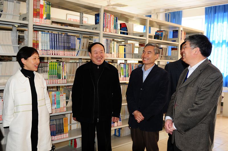 十八禁不卡国产在线播放