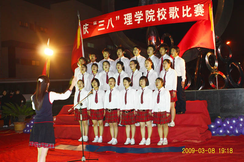 十八禁不卡国产在线播放