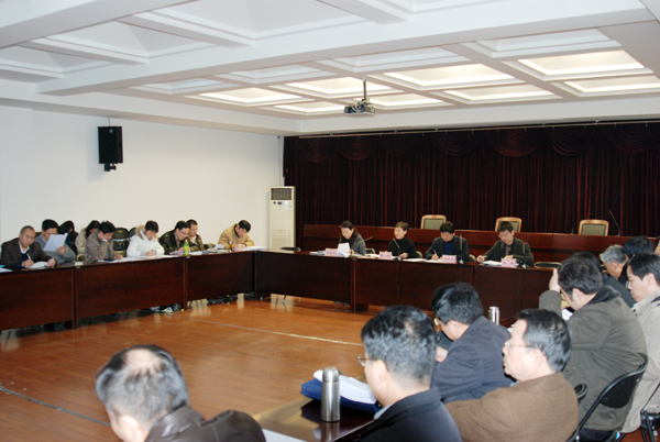 我校召开新学期第一次教学行政例会