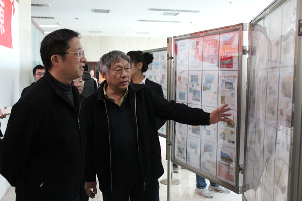 大河网：“喜迎十八大，红邮映中原”集邮巡展走进十八禁不卡国产在线播放