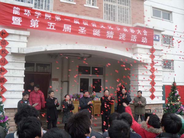 十八禁不卡国产在线播放