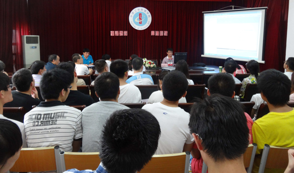 澳大利亚斯威本科技大学张同华教授为我校师生作学术报告